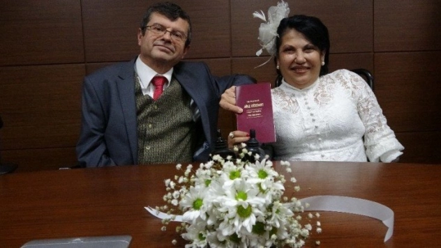 Engelleri aşıp, mutluluğa 'evet' dediler