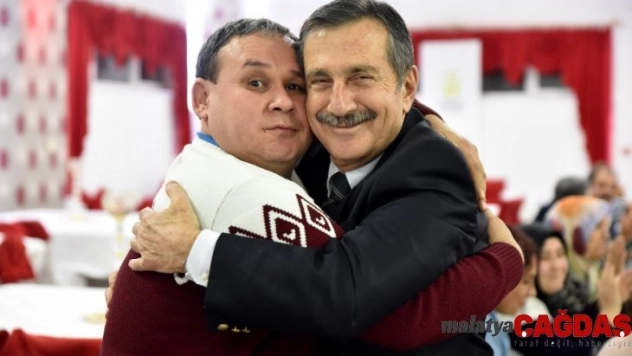 Engelli bireyler ve aileleri yeni yılı Tepebaşı'nda karşıladı