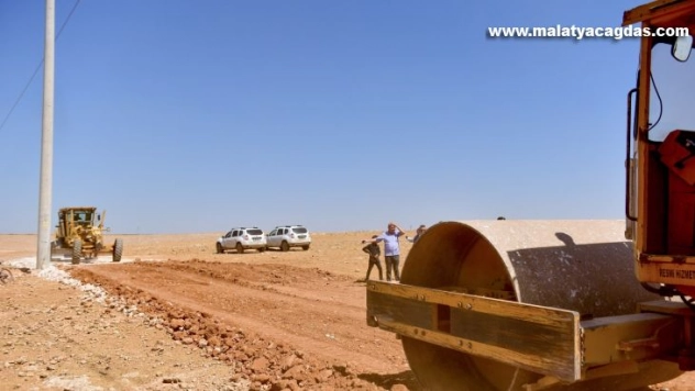 Engelli kardeşler için yol yapılıyor