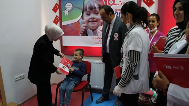 Engelli öğrencilere diş taraması yapıldı