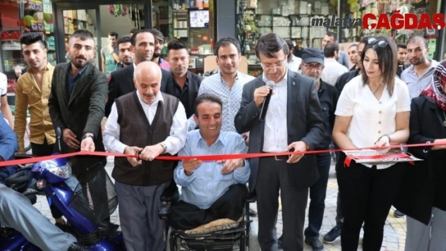 Engelli vatandaştan engellilere yönelik kafe