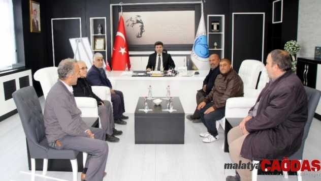 Engelliler Derneği üyeleriyle Rektör Karacoşkun bir araya geldi