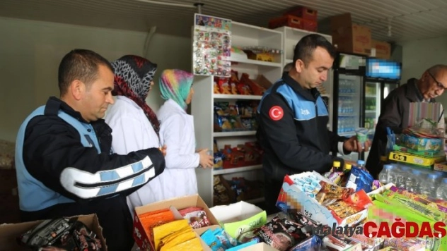 Erdemli'de katil çikolata denetimi