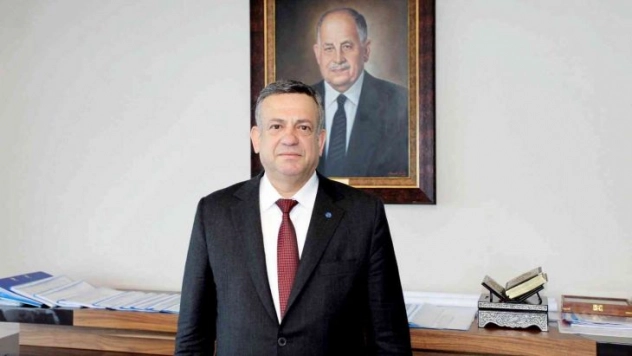 Erdemoğlu'ndan sağlık sektörüne büyük yardım