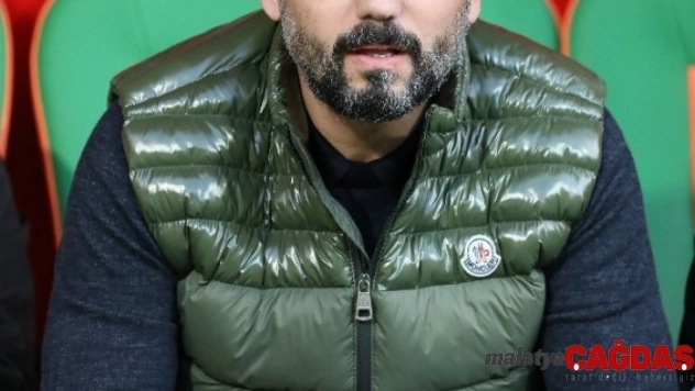 Erol Bulut: 'Pozisyonları iyi değerlendirerek 5-0'lık bir galibiyet aldık'