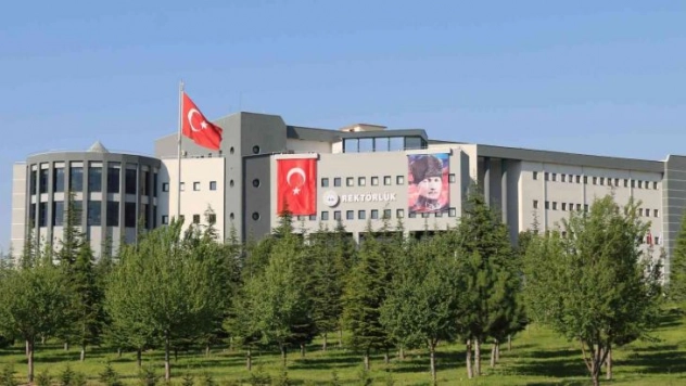 ERÜ, devlet üniversitelerinde İlk 10'da