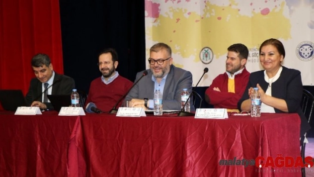 Erzincan'da 'Göç, Göçmenler Algılar ve Gerçekler' adlı konferans düzenlendi