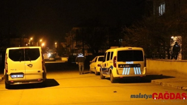 Erzincan'da kadınların bıçaklı kavgası kanlı bitti: 3 yaralı