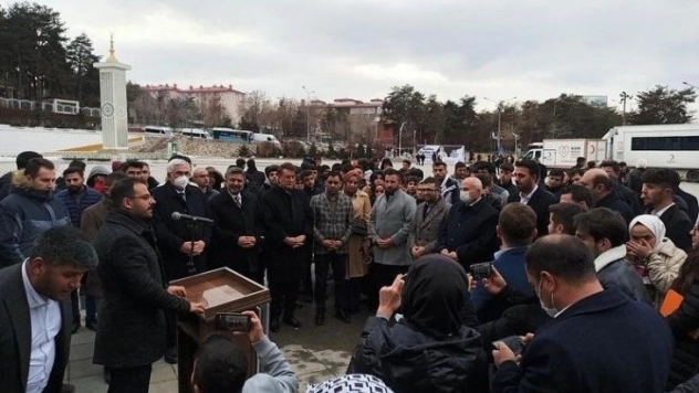 Erzurum AK Gençlik'ten 'Karanlık 28 Şubat' odasına yoğun ilgi