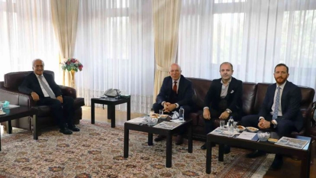 Erzurum Büyükşehir Belediye Başkanı Mehmet Sekmen'den hayırlı olsun ziyareti