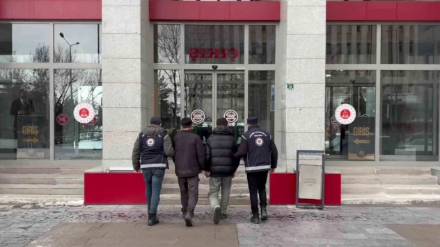 Erzurum'da 48 göçmen ve 4 organizatör yakalandı