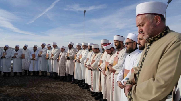 500 yıllık kadim bir gelenek: 1001 Hatim başladı