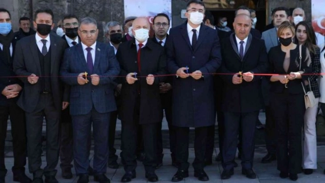 Erzurum'da Karabağ zaferi fotoğraf sergisi