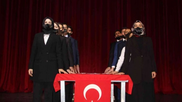 Erzurum'da Öğretmenler Günü kutlamaları