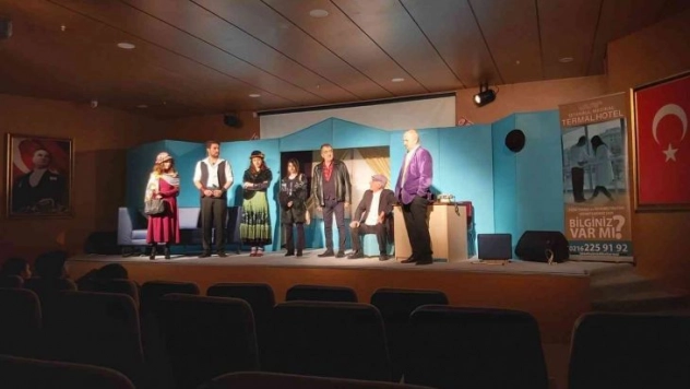 Erzurum şehir tiyatrosu Türkiye turnesine çıkıyor