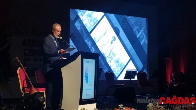 Esenler Belediyesi'nden sanatçı Abdulbaki Kömür'e saygı gecesi