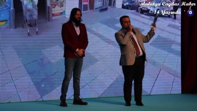 Esenlik mükemmellik ödülü ile mutlu