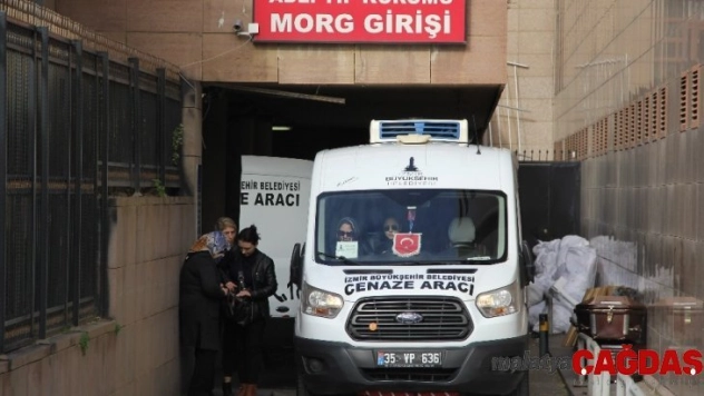 Eşinden şiddet gördüğü iddia edilen kadının cenazesi alındı