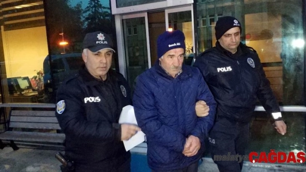 Eşini kaynar suyla yakan koca bu kez tutuklandı