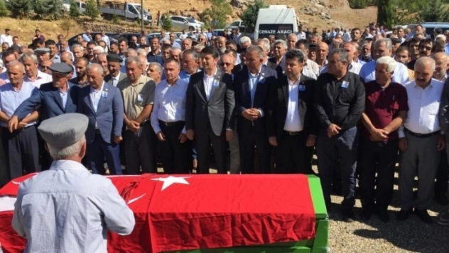 Eski belediye başkanı hayatını kaybetti