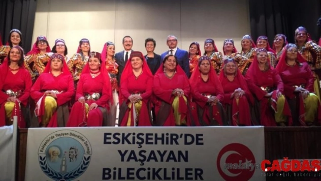Eskişehir'de yaşayan Bileciklilerin 'sazlı, sözlü ve türkülü gecesi' coşkulu geçti