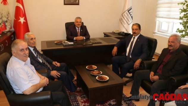 Esnaf temsilcilerinden Boyraz'a hayırlı olsun ziyaret