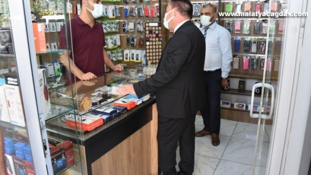 Esnafın taleplerini dinledi, vatandaşla dertleşti