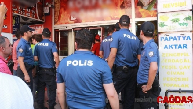 Esnaflar arasında kavga