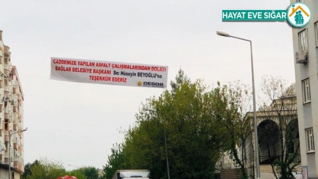 Esnaftan Bağlar Belediyesine pankartlı teşekkür