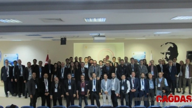 EÜ'de yüz ve kulak rekonstrüksiyonu konulu toplantı