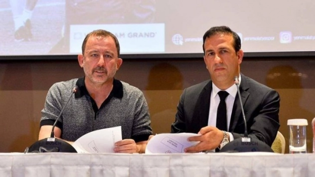 Evkur Yeni Malatyaspor da Sergen Yalçın coşkusu