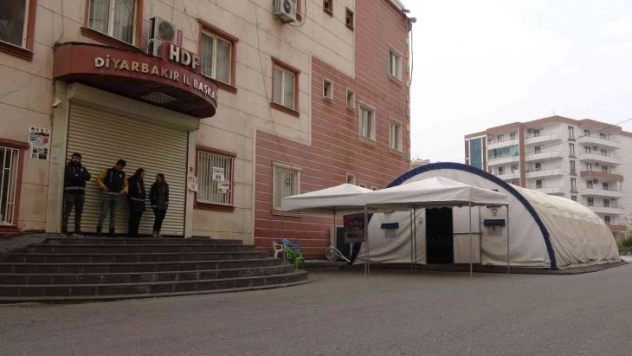 Evlat nöbetindeki anne Artık: '6 yıldır ağlıyorum artık ağlamayacağım ve oğlumu dört gözle bekliyorum'