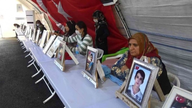 Baba Süleyman Aydın İmamoğlu'nun Pervin Buldan ile birlikte diktiği fidanlar asla yeşermeyecektir