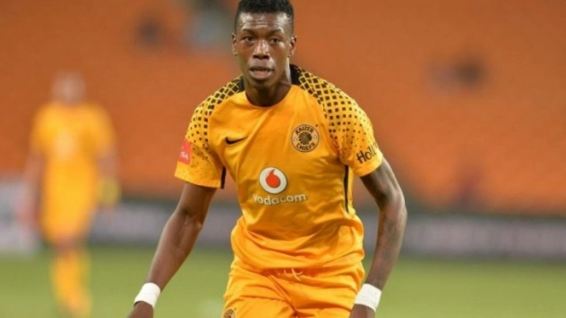 Teenage Hadebe ve Luke Brattan ı renklerine bağladı