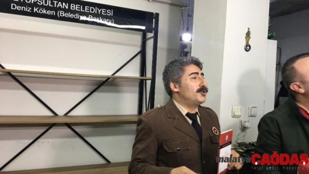 Eyüpsultan'da 'Her kahveye kitaplık' projesi hayata geçirildi