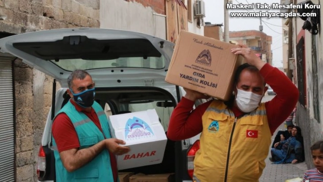 Eyyübiye'de dar gelirli ailelere Ramazan öncesi gıda yardımı