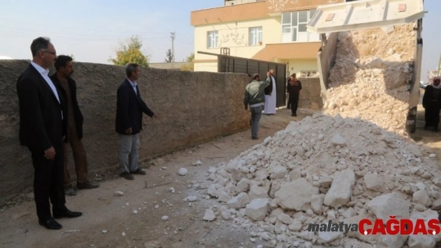 Eyyübiye kırsalında yol yapım çalışmaları sürüyor