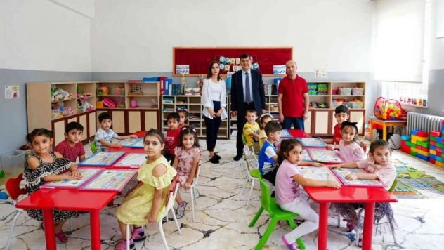 Fadıloğlu, ana sınıfı öğrencilerini ziyaret etti