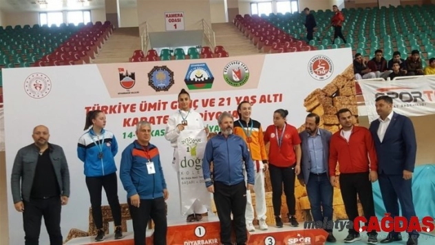 Fatma Uygur Türkiye şampiyonu oldu