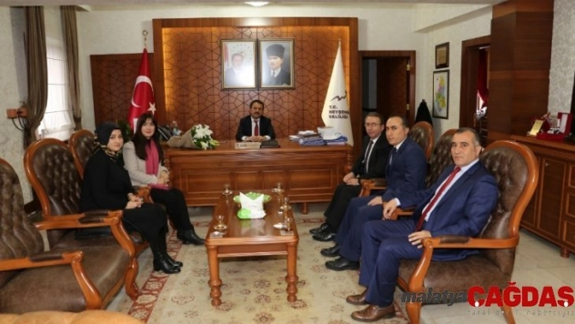 Fen Lisesi Okul Aile Birliği, Vali Aktaş ve Genel Sekreter Duru'yu ziyaret etti