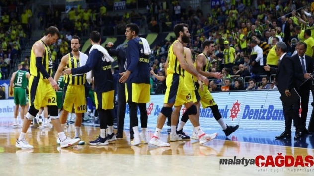 Fenerbahçe, Asvel deplasmanında
