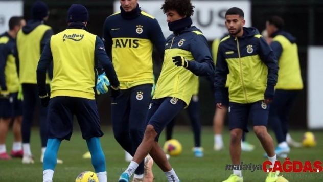 Fenerbahçe, Çaykur Rizespor maçı hazırlıklarını tamamladı