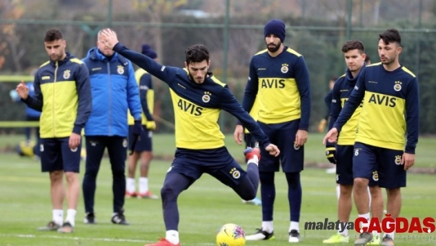 Fenerbahçe, Sivasspor maçı hazırlıklarını sürdürdü
