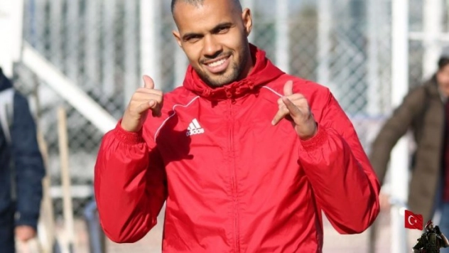 Fernando: 'Şampiyon olma ihtimalimiz var'