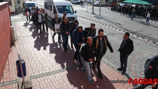 FETÖ'den gözaltına alınan 2 eski TÜBİTAK çalışanı tutuklandı