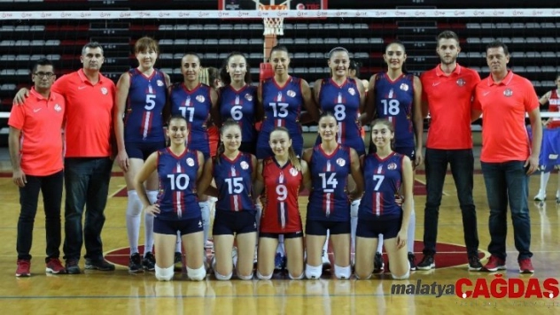 Filenin Akrepleri PTT'yi 3-0 yendi