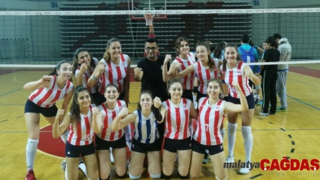 Filenin genç akrepleri yarı finalde