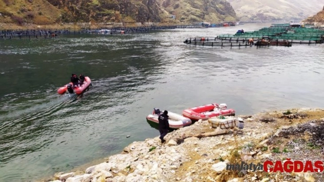 Fırat Nehri'nde 10 gündür tüm ekipler, kayıp sürücüyü arıyor
