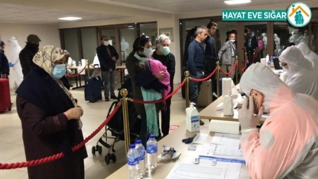 Fransa'dan getirilen 317 kişi Bartın'da 14 günlük karantinaya alındı