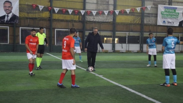 Futbol turnuvasının açılışı gerçekleştirildi